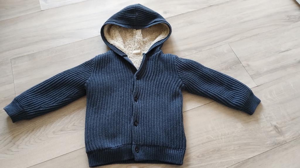 Mooi warm vestje maat 92, Kinderen en Baby's, Kinderkleding | Maat 92, Ophalen, Jongen of Meisje, Trui of Vest, Zo goed als nieuw