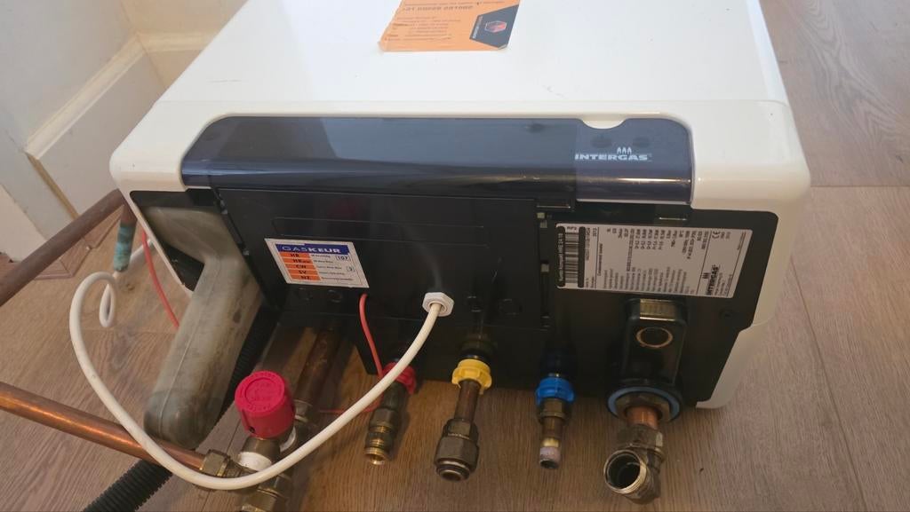 Intergas Kombi Kompakt HRE 24/18 CW3 CV-ketel, Ophalen of Verzenden, Gebruikt, Cv-ketel of Combi-ketel