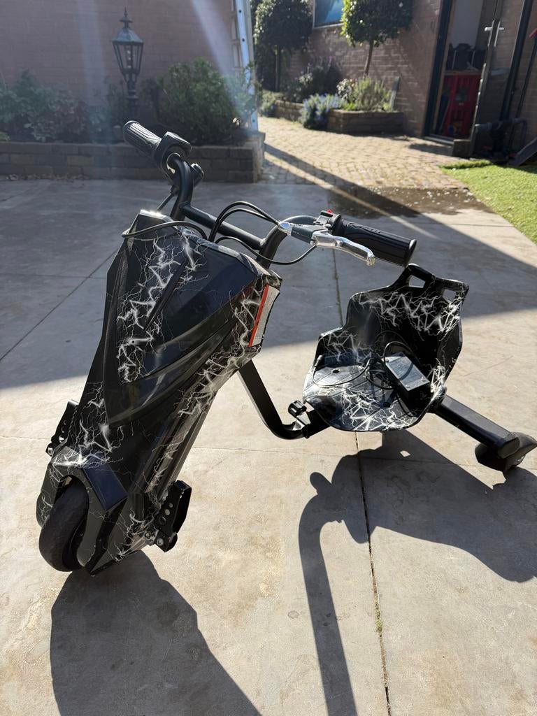 Elektrische drift trike / drift scooter – stoer design, Fietsen en Brommers, Ophalen of Verzenden, Gebruikt, Overige typen