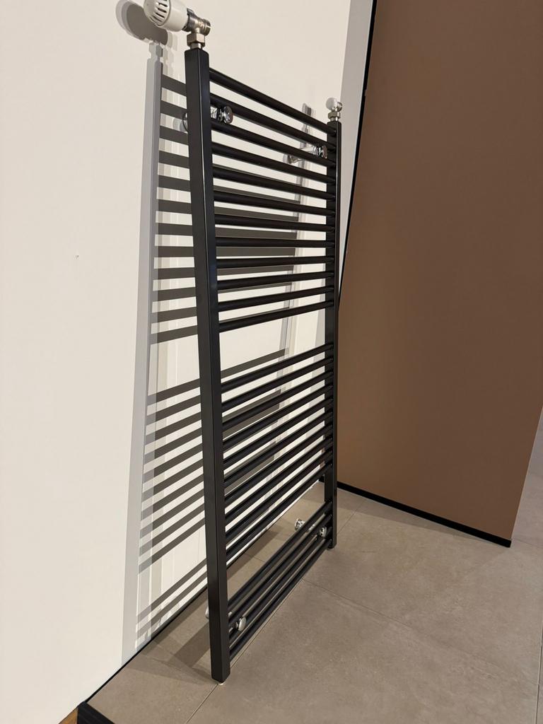 Zwarte badkamer radiator 120x60, Ophalen, Gebruikt, Radiator, 60 tot 150 cm