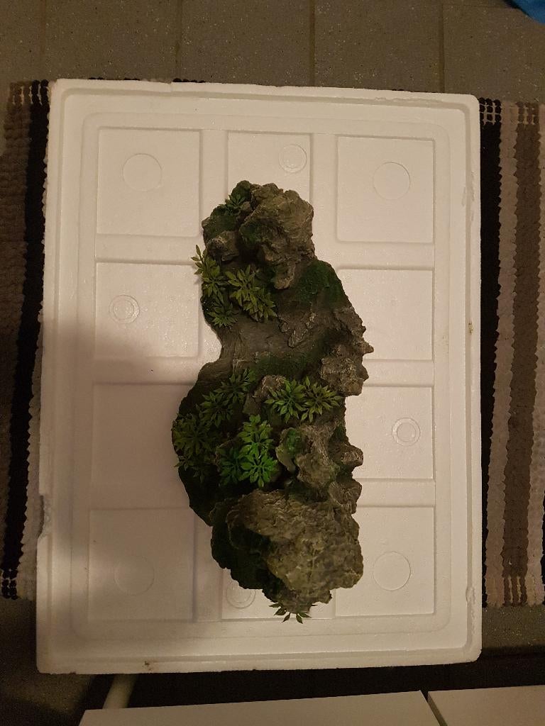 Rotsformatie vallei en bomen aquarium, Dieren en Toebehoren, Vissen | Aquaria en Toebehoren, Verzenden, Gebruikt, Leeg aquarium