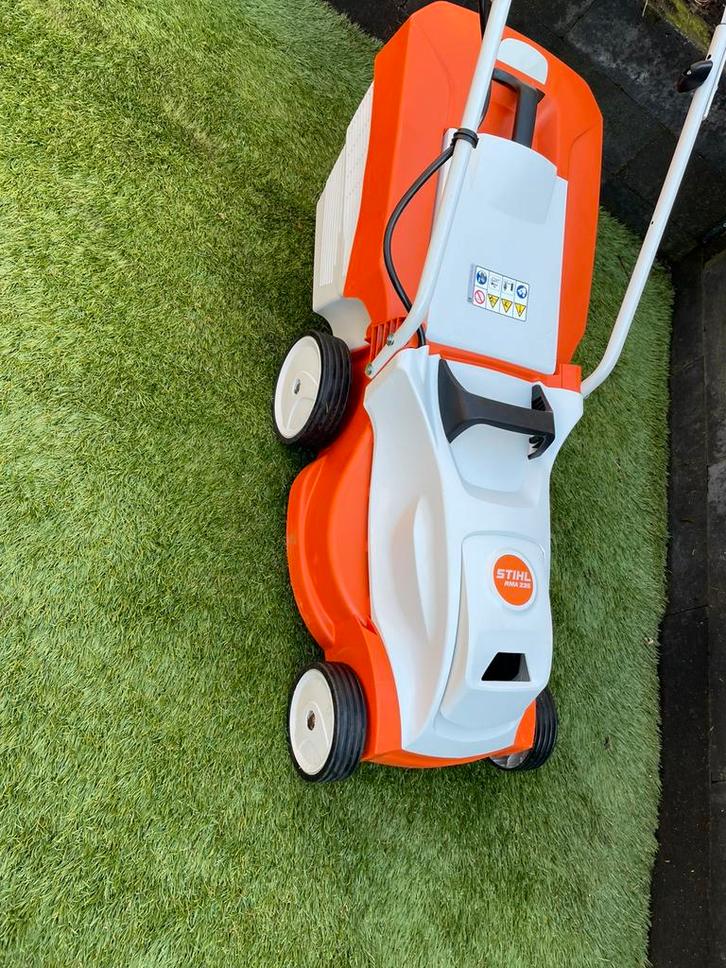 STIHL RMA 235 en FSA 57 ACCU GRASMAAIER EN ACCU BOSMAAIER, Tuin en Terras, Grasmaaiers, Zo goed als nieuw, Ophalen