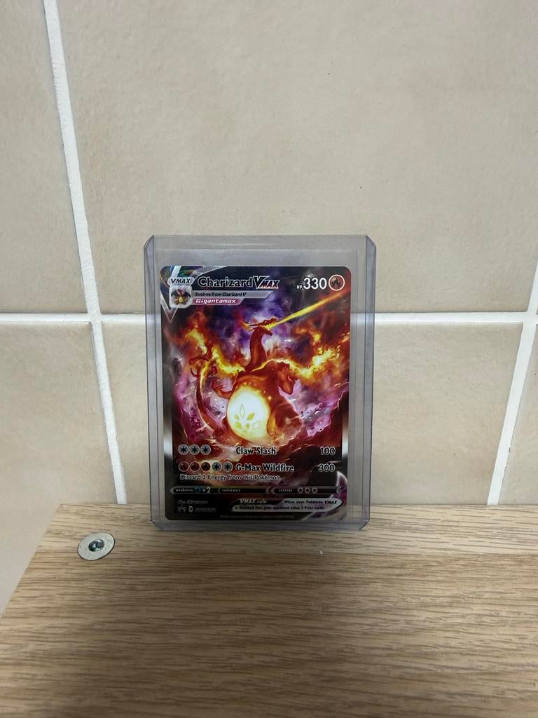 Pokémon Kaart Charizard VMAX SWSH261, Ophalen of Verzenden, Zo goed als nieuw, Losse kaart, Foil