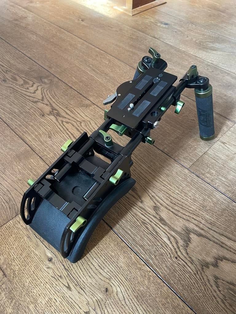 Lanparte shoulder rig, Audio, Tv en Foto, Professionele Audio-, Tv- en Video-apparatuur, Ophalen of Verzenden, Gebruikt
