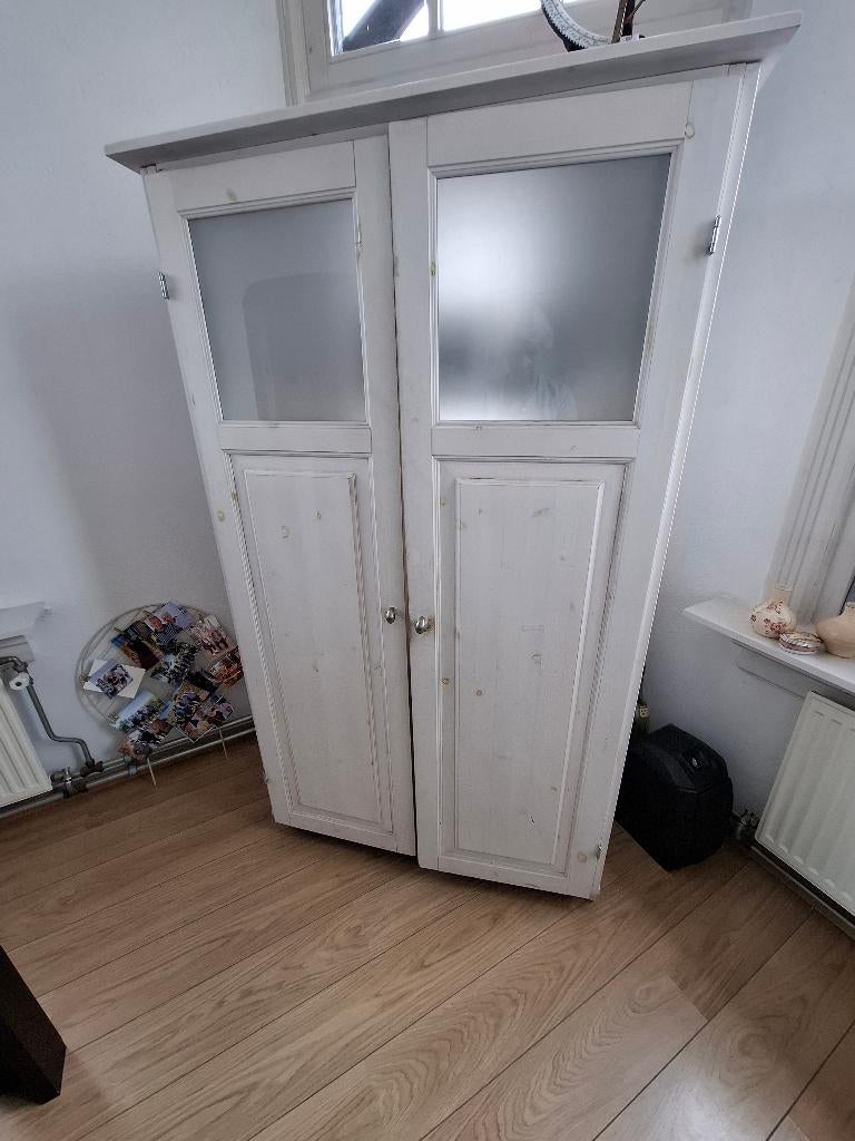 COMPUTERKAST (GRATIS), Huis en Inrichting, Ophalen, Gebruikt, 70 tot 120 cm, 120 tot 170 cm