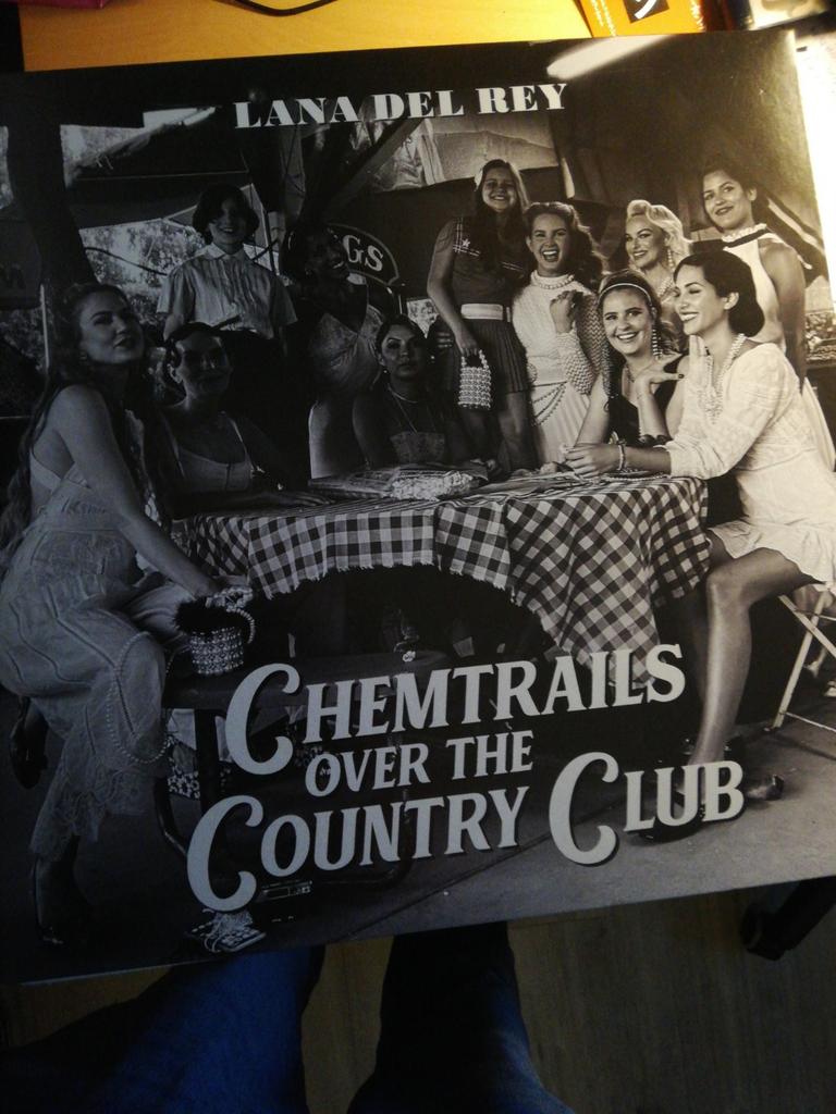 Lana Del Rey - Chemtrails Over The Country Club LP, Ophalen of Verzenden, 12 inch