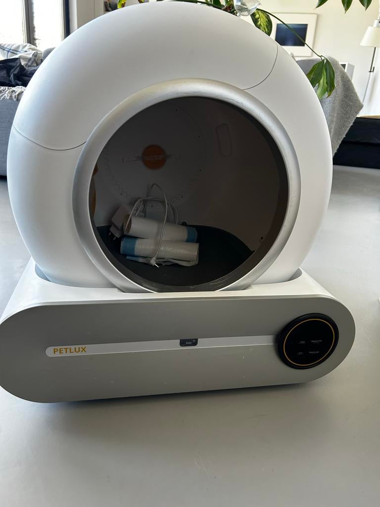 Petlux V2 automatiche kattenbak, Ophalen, Zelfreinigend, Zo goed als nieuw, Open