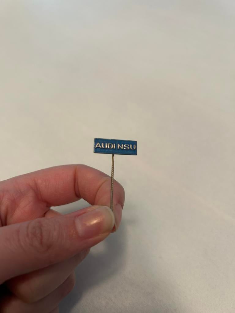 Audi NSU speldje (pin), Ophalen of Verzenden, Zo goed als nieuw, Overige onderwerpen