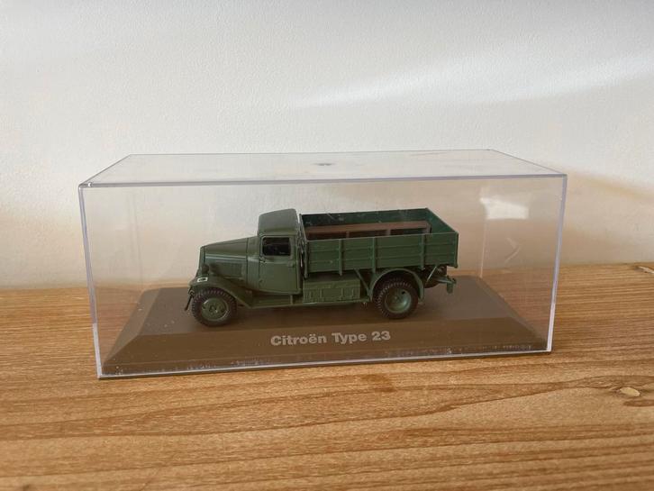 Citroën Type 23 Modelauto - Groen Militair Voertuig, Hobby en Vrije tijd, Modelbouw | Auto's en Voertuigen, Zo goed als nieuw