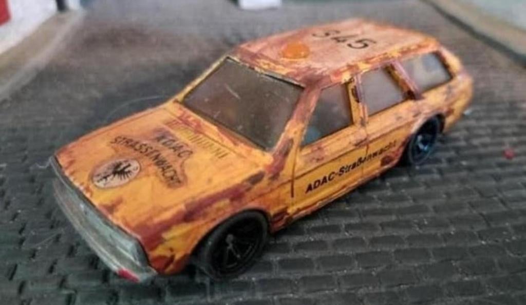 Rust look ADAC VOLKSWAGEN PASSAT STATION, nieuwe sportvelgen, Hobby en Vrije tijd, Modelauto's | 1:50, Ophalen of Verzenden, Gebruikt