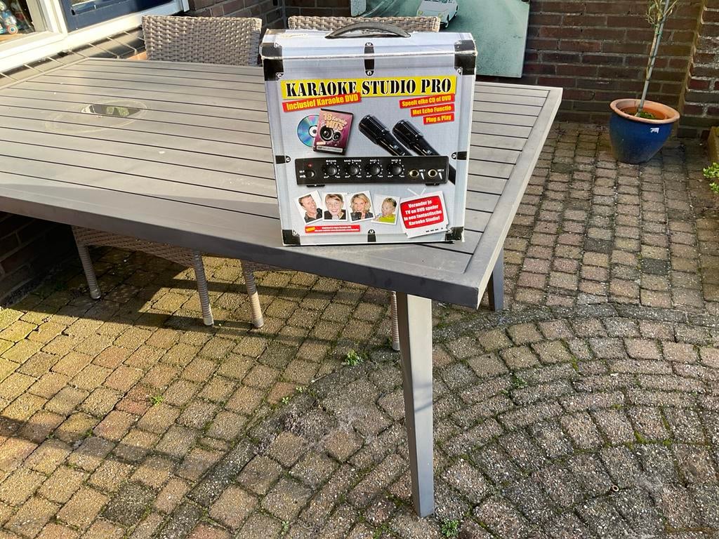 Karaoke Studio Pro - Complete Set met Microfoons en DVD, Ophalen of Verzenden, Zo goed als nieuw, Complete set