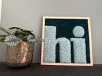 2D Wandkleed ‘Hi' gemaakt met tufting techniek, Ophalen of Verzenden, Nieuw
