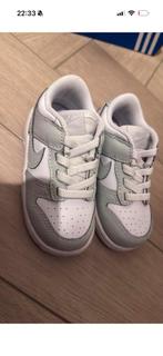 Nike Dunk Low Panda baby sneakers maat 19.5, Kinderen en Baby's, Babykleding | Schoentjes en Sokjes, Ophalen of Verzenden, Nieuw