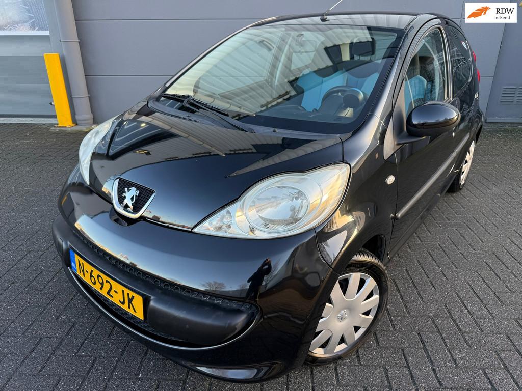 Peugeot 107 1.0-12V XR*APK*NAP*AIRCO*ELKT-RAAM, Auto's, Peugeot, Voorwielaandrijving, Gebruikt, 4 stoelen, Origineel Nederlands