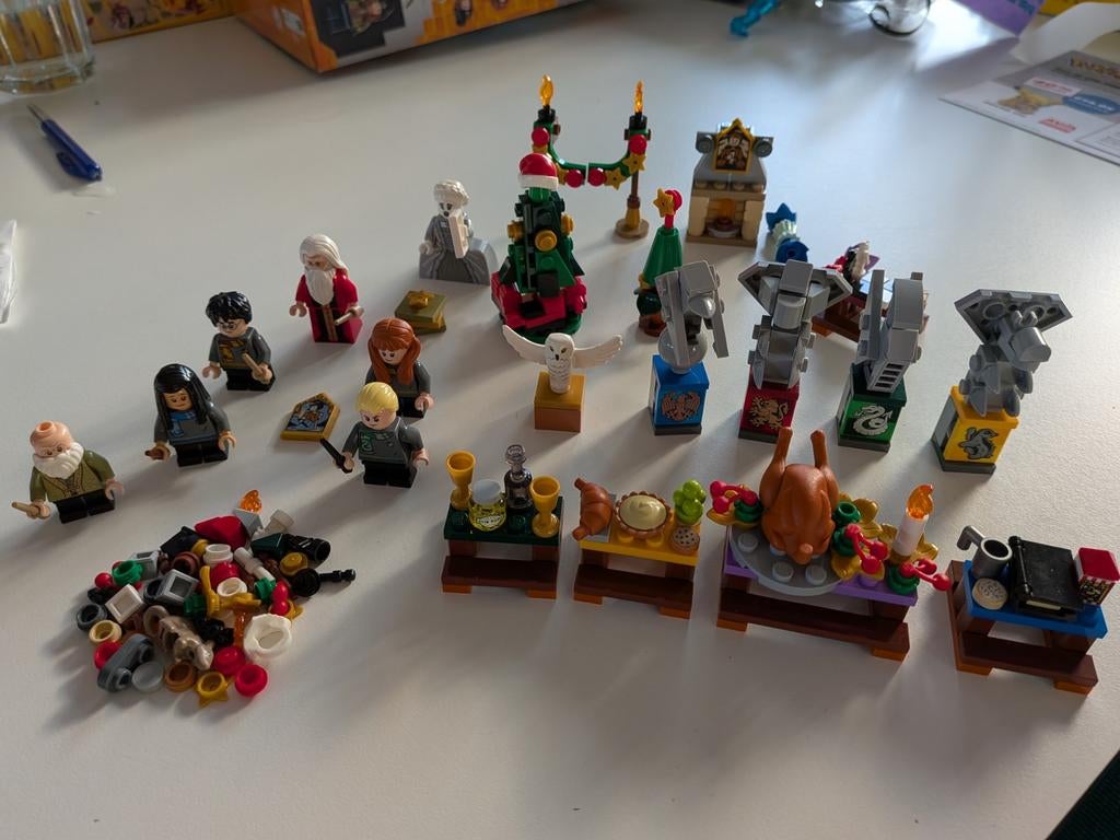 LEGO Harry Potter Zweinstein:  76442 en 76438, Lego, Harry Potter, Ophalen of Verzenden, Zo goed als nieuw