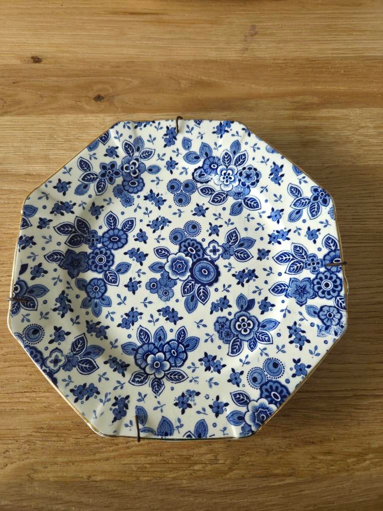 Wandbord Beatrix met blauw bloemenpatroon, Ophalen of Verzenden