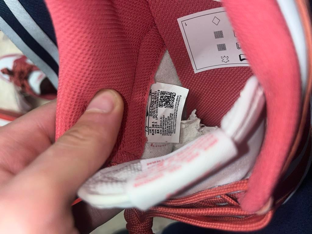 Nike Dunk Low White/Archaeo Pink, Wit, Nieuw, Ophalen of Verzenden, Sneakers of Gympen