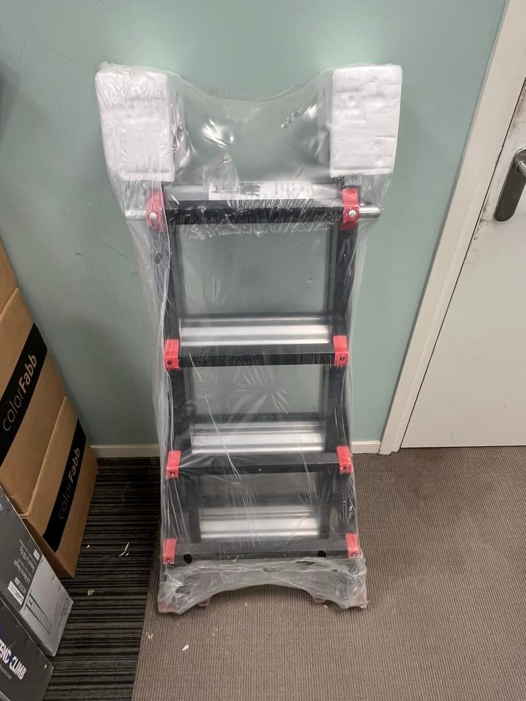 Tactic Professional Big One 4x4 vouwladder, Ophalen, Zo goed als nieuw, Ladder, Opvouwbaar of Inschuifbaar