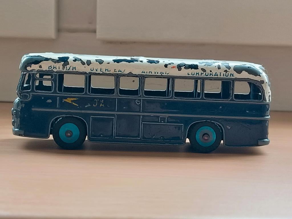 BOAC bus, Hobby en Vrije tijd, Ophalen of Verzenden, Bus of Vrachtwagen, Dinky Toys