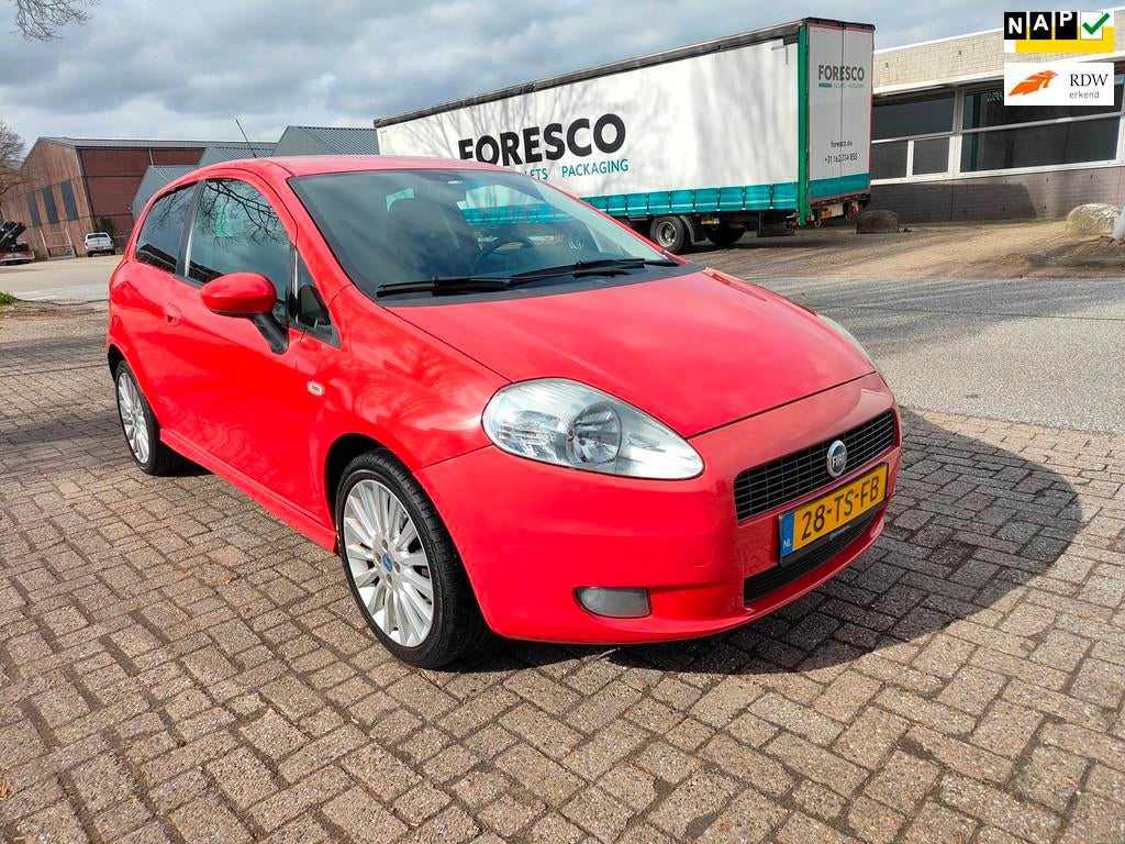 Fiat Grande Punto 1.4-16V Sport ( Nieuwstaat ), Auto's, Voorwielaandrijving, Stof, 400 kg, Grande Punto