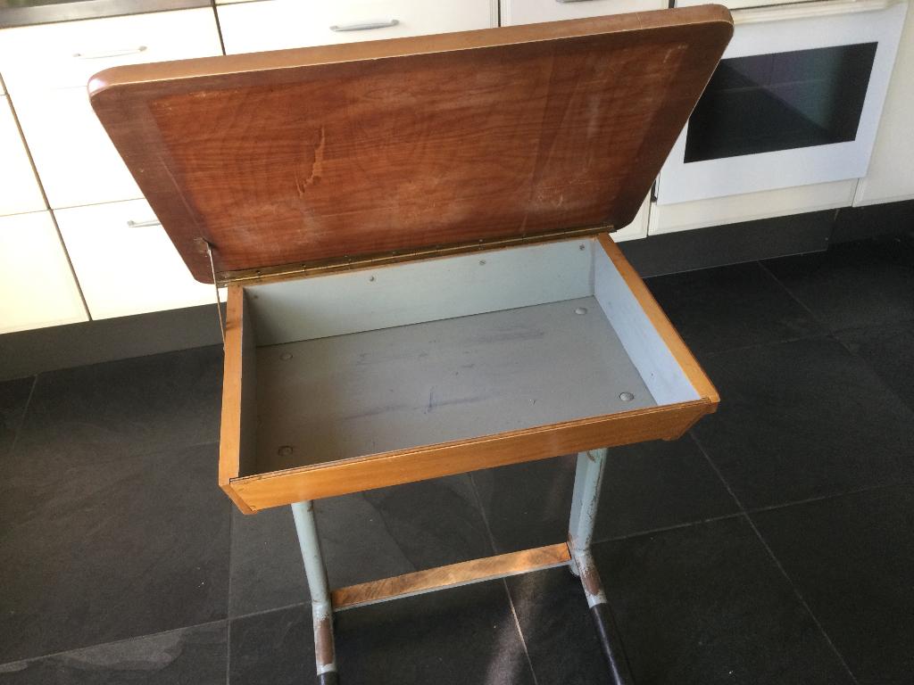 Gebruikte vintage school bureau schooltafel kinder tafel, Ophalen, Gebruikt