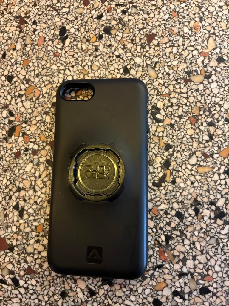 Quad Lock Hoesje voor iPhone 7/8/SE (2020/2022) Zwart, Kunststof, Quad Lock, Hoesje of Tasje, Ophalen of Verzenden