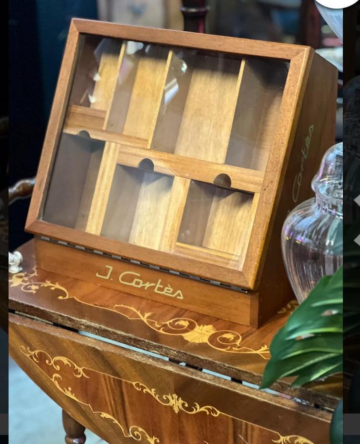 Sigaren vitrine toonbank display, Verzamelen, Rookartikelen, Aanstekers en Luciferdoosjes, Ophalen of Verzenden