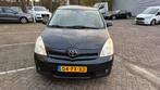 Toyota Corolla Verso 1.8 Vvt-i AUT 7P 2005 Zwart Apk Clima, Auto's, Toyota, 4 cilinders, 129 pk, 7 stoelen, Zwart