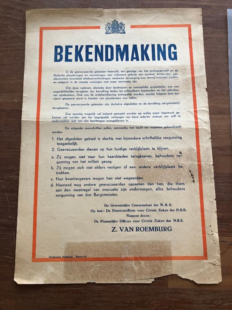 Affiche, 26x38 cm.April 1945 Barneveld. Bekendmaking van, Verzamelen, Militaria | Tweede Wereldoorlog, Verzenden, Nederland, Overige typen