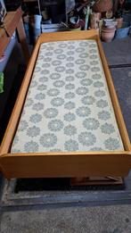 Opklapbed 80x190 cm met matras - Ideaal voor logees, Ophalen, Gebruikt, Eenpersoons, 190 cm of minder