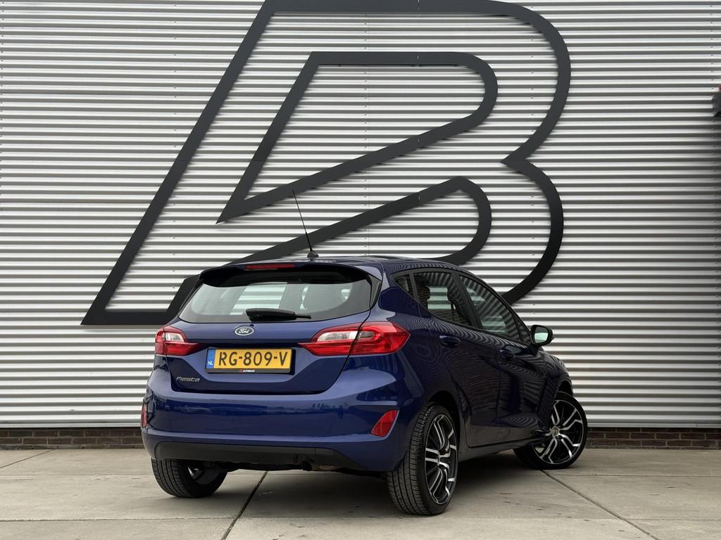 Ford Fiesta 1.1 Trend Navi|Airco|Cruise|Carplay|N.A.P|Clima|, Auto's, Voorwielaandrijving, Blauw, 23 km/l, Origineel Nederlands