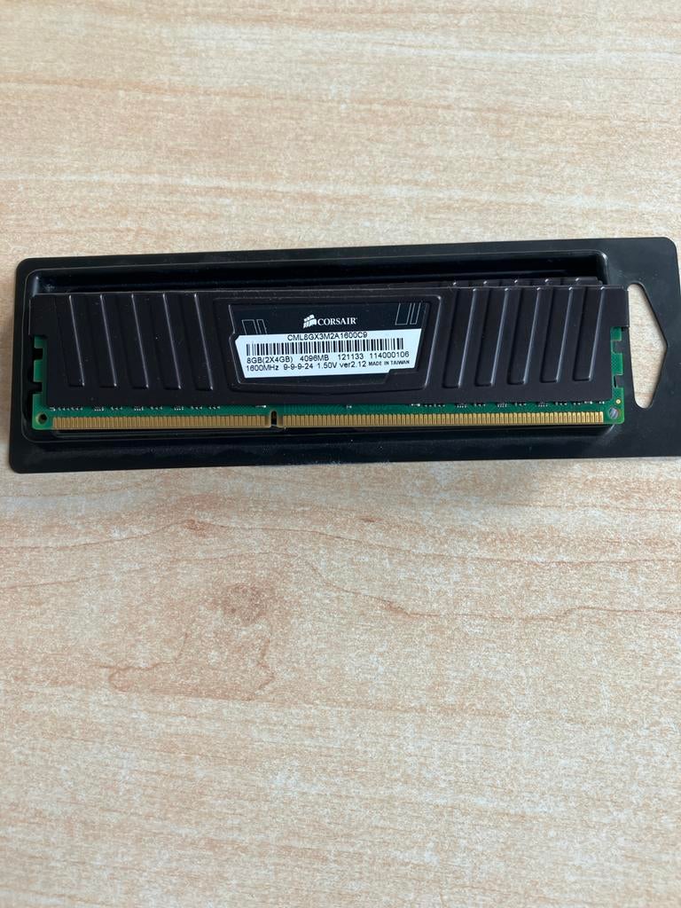 Corsair Vengeance LP 8GB RAM 1600MHz Kit van 2, Verzenden, 8 GB, DDR3, Zo goed als nieuw