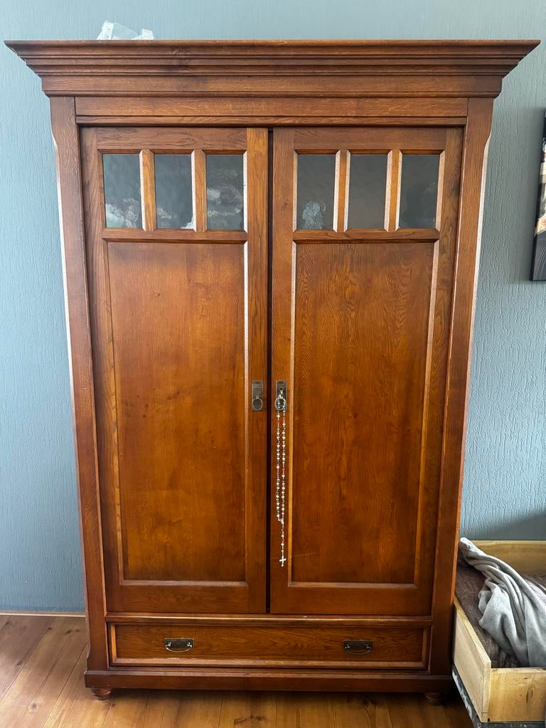 Antieke kersenhouten kast met glazen deuren, Antiek en Kunst, Antiek | Meubels | Kasten, Ophalen