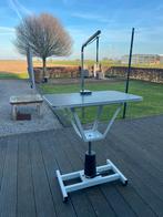 Trim/show tafel hydraulisch verstelbaar, Ophalen, Zo goed als nieuw