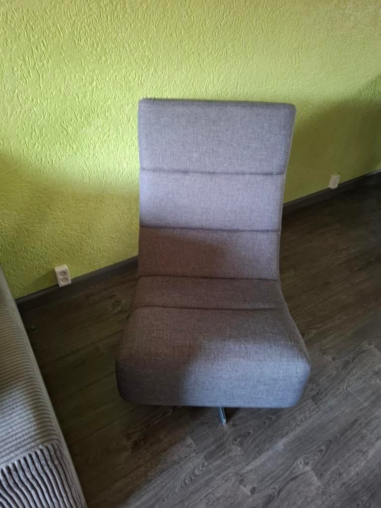 Grijze draaistoel, Huis en Inrichting, Fauteuils, Ophalen of Verzenden, Zo goed als nieuw, 50 tot 75 cm