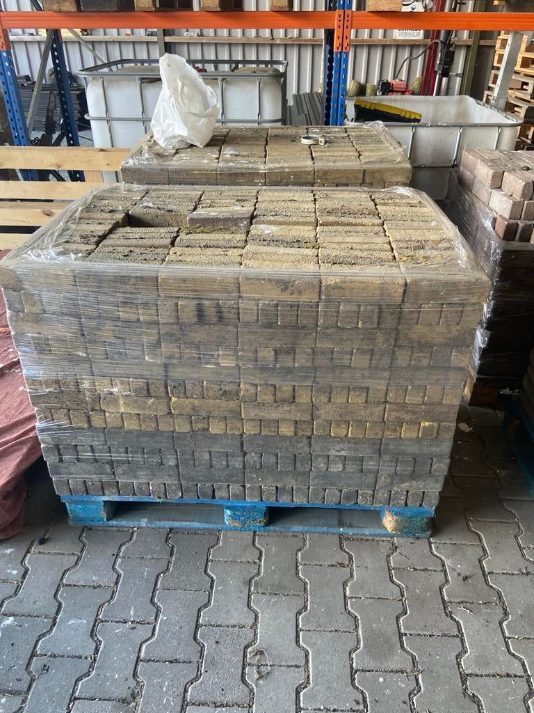 4 pallets klinkers, ca. 50m2, ruil voor krat bier, Ophalen, Gebruikt, Klinkers, 10 m² of meer