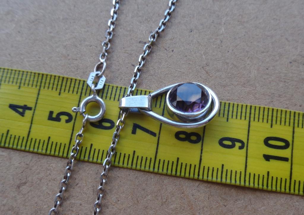 zilveren ketting met zilveren hanger met paarse steen [605], Met hanger, Verzenden, Paars, Zo goed als nieuw