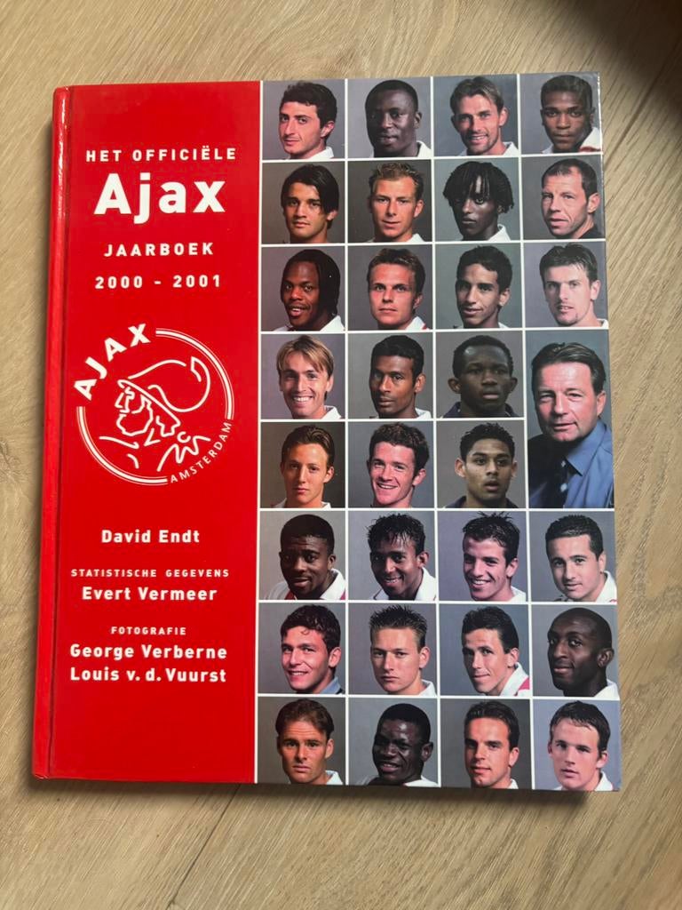 Ajax jaarboek 2000/2001, Verzamelen, Ophalen of Verzenden, Ajax
