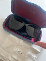 Gucci zonnebril, Ophalen of Verzenden, Zo goed als nieuw, Zwart, Overige merken