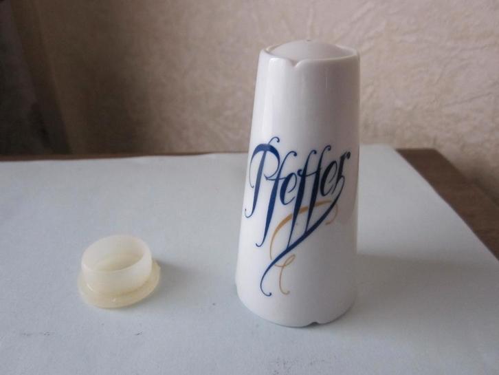 Fürstenberg Porzellan Pfeffer busje - gemerkt, Huis en Inrichting, Keuken | Keukenbenodigdheden, Zo goed als nieuw, Overige typen