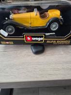 056 Alfa Romeo 2300 spider 1/18 Bburago, Ophalen of Verzenden, Zo goed als nieuw, Bburago