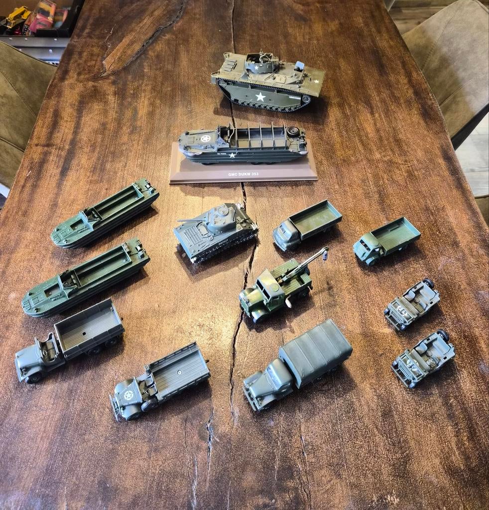 Set legervoertuigen Solido en Dinky toys, Ophalen of Verzenden, Bus of Vrachtwagen, Overige merken