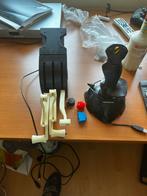 Thrustmaster joystick en Logitech throttle set, Computers en Software, Joysticks, Ophalen of Verzenden, Gebruikt