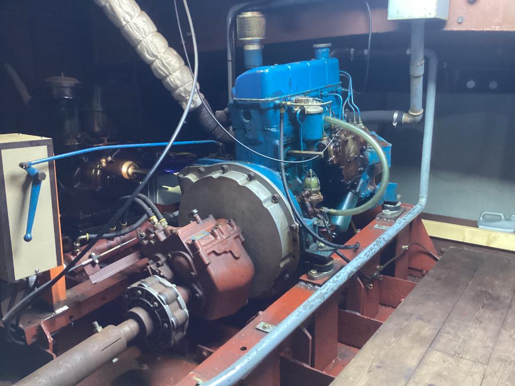 Scheepsmotor Fordson Major met PRM 160D2 keerkoppeling, Ophalen, Gebruikt, Binnenboordmotor, Diesel