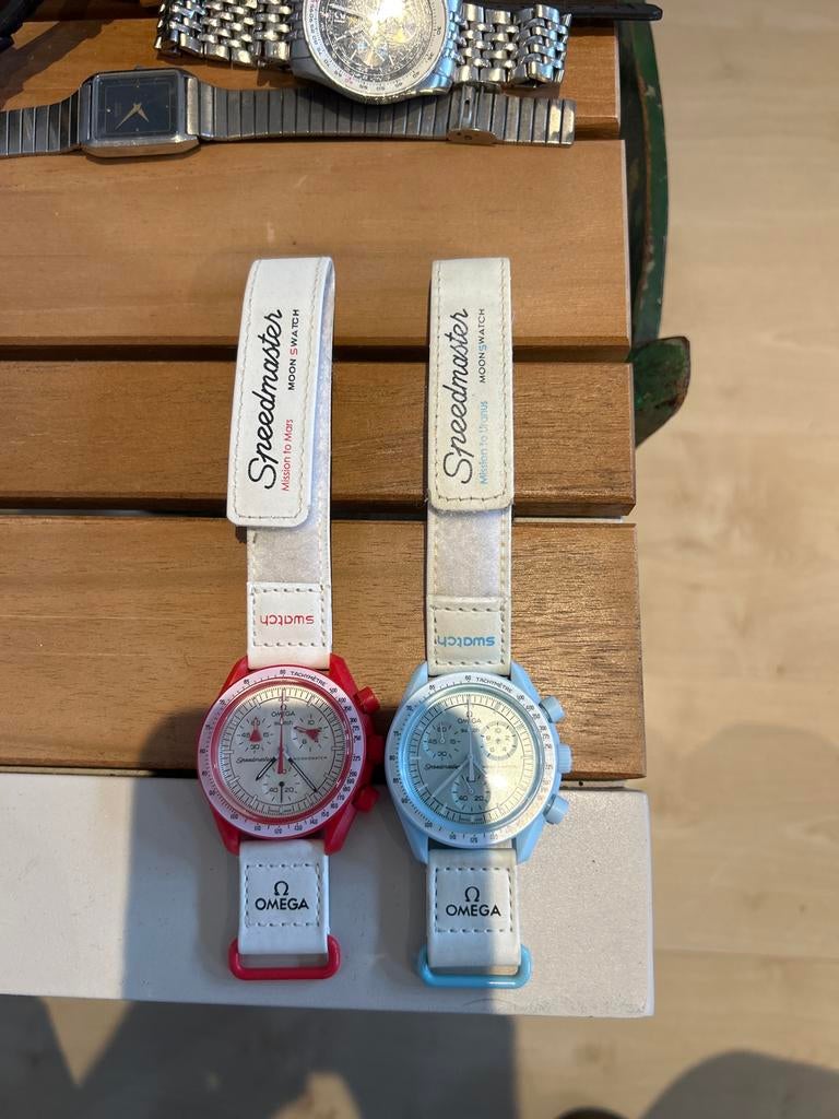 2x Moonswatch: Mission to Mars & Mission to Uranus, Kunststof, Gebruikt, Polshorloge, Ophalen of Verzenden