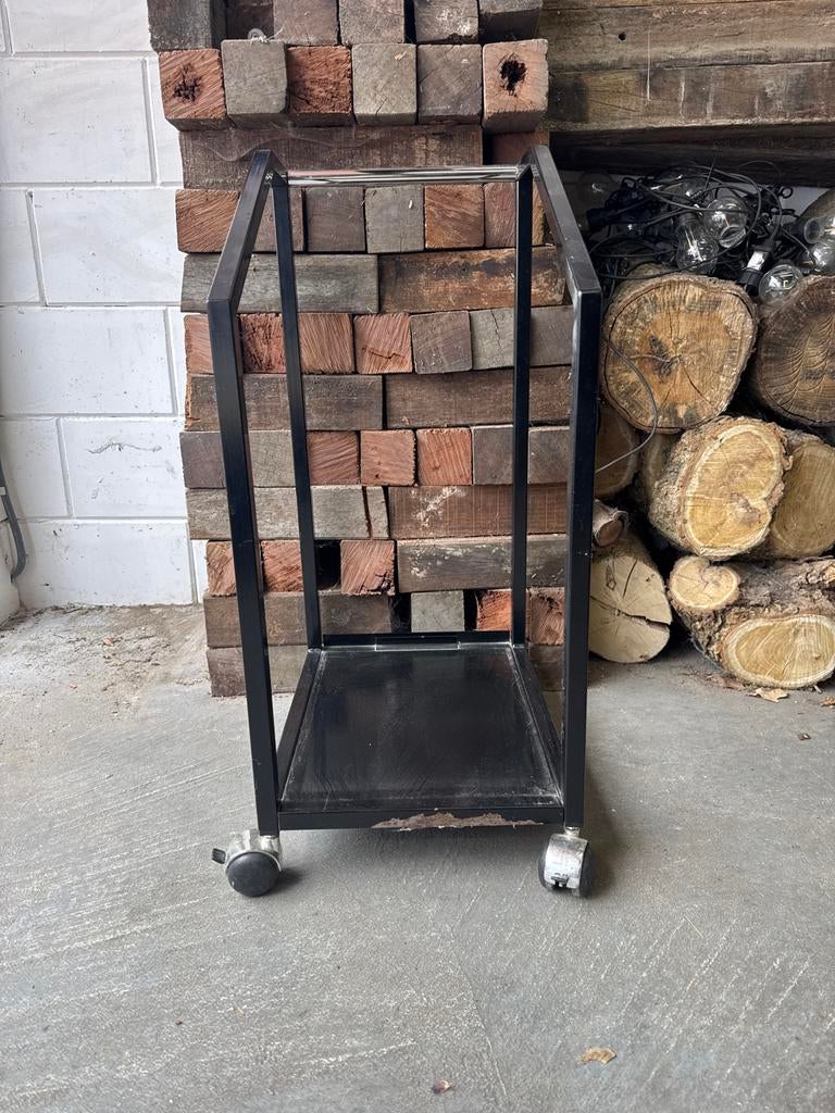 Bisley rek voor ladekastje, zwart, Ophalen, Gebruikt