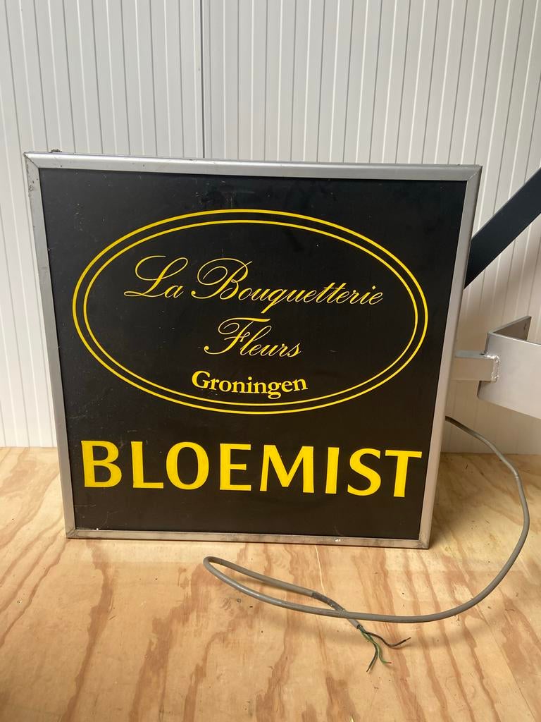 Verlichte Gevelreclame meerdere afmetingen, Ophalen, Zo goed als nieuw, Lichtbak of (neon) lamp