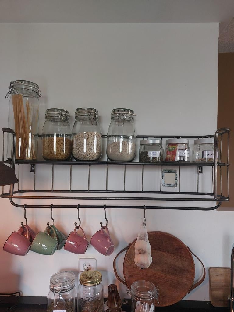 Metalen keukenrek met haken, Ophalen