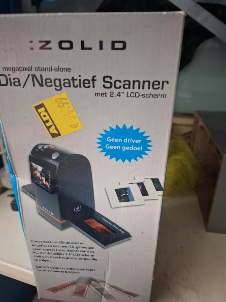 Zolid Dia/Negatief Scanner met 2.4" LCD-scherm, Computers en Software, Scanners, Gebruikt, Diascanner, Windows, Ophalen of Verzenden