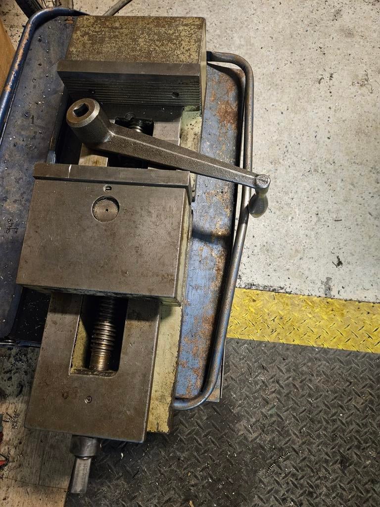 Grote degelijke freesklem bekbreedte 200mm, Ophalen, Gebruikt, Elektrisch, Overige soorten